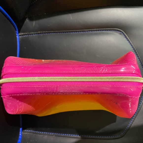 Victorias Secret Makeup Bag - Picture 4 of 7